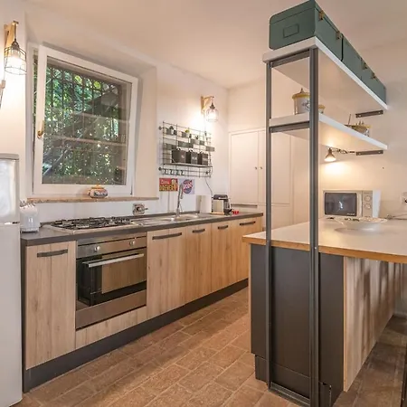 Appartement Stone Loft With Cozy Terrace Downtown Pérouse